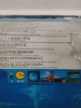 Piscina infantil más bomba