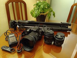 Confezione Canon 250d + Sigma 17-70 f2.8-4