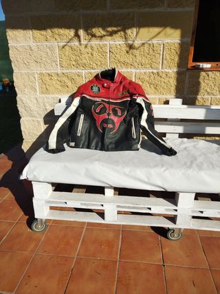 Chaqueta moto de piel 