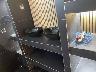 Fontanero y electricidad y Pladur 