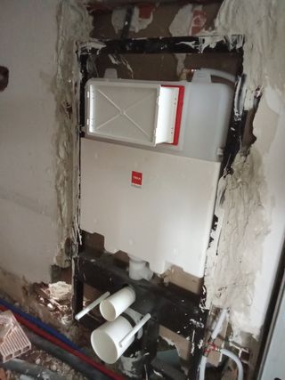 Fontanero y electricidad y Pladur 