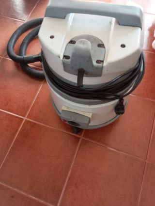 Vendo aspirador industrial