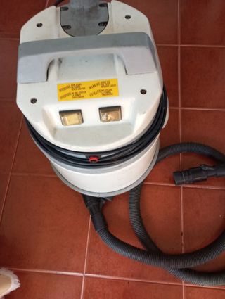 Vendo aspirador industrial