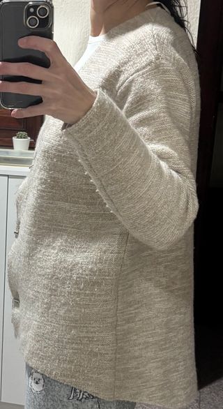 Jersey ancho de botones de lana de Mango