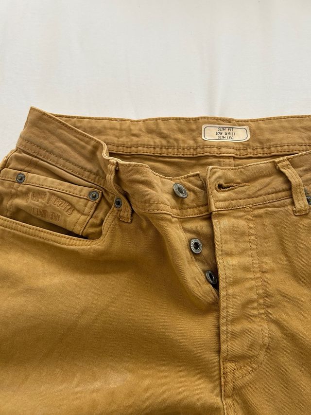 Pantalon hombre color mostaza talla 32