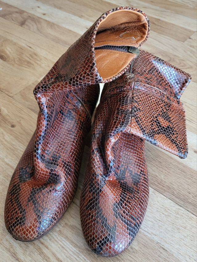 Botines piel animal print