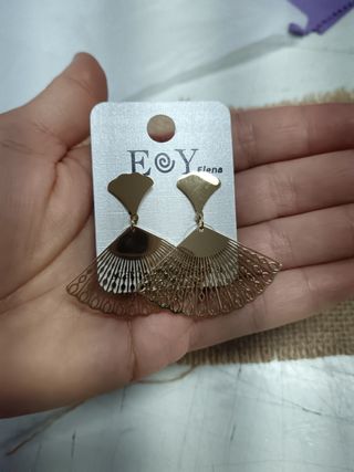 2 PENDIENTES FORMA ABANICO FLAMENCA