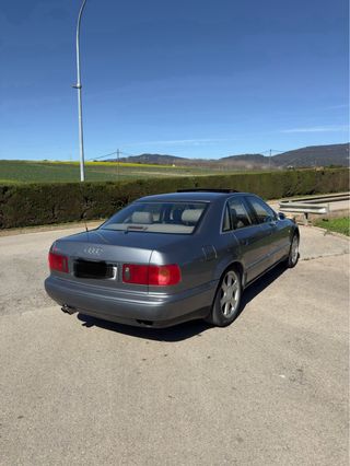 Audi S8 1997
