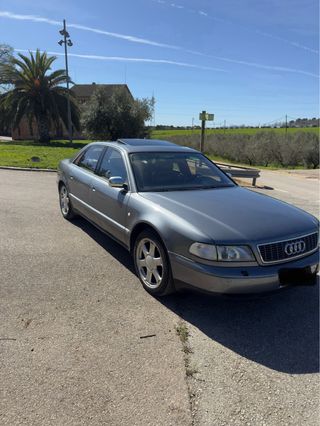 Audi S8 1997