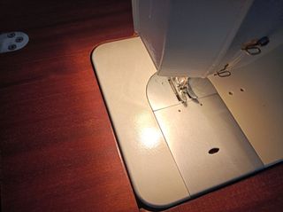 Máquina de coser SIGMA automática.