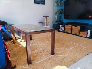 Mesa de salón restaurada 