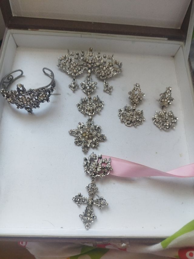 Aderezo fallera adulta plata