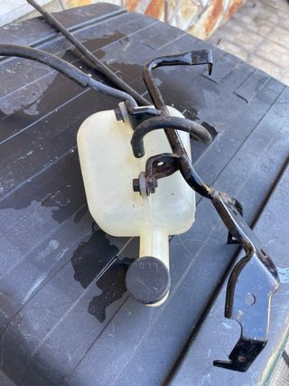 Vaso de expansion suzuki burgman 400