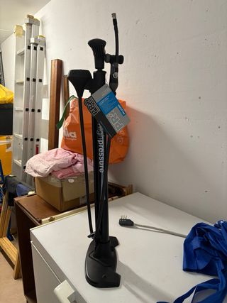 Pompa per gonfiare ruote bicicletta