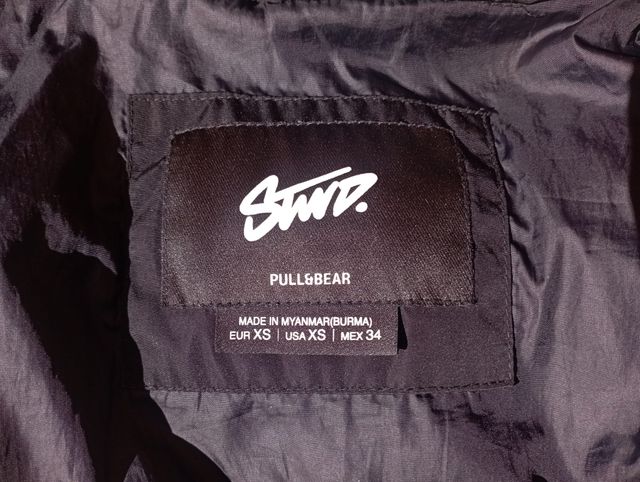 🧥Abrigo🧥 Pull and Bear🧥 Precio Negociable