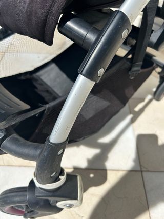 Carrito Bugaboo Bee 5. Capazo opcional.