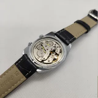 Reloj alarma ruso vintage Poljot Signal