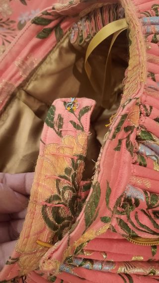 Falda fallera o alicantina color coral