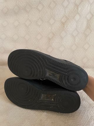 Bambas de Nike air max talla 40.