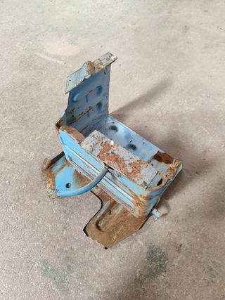 Caja batería Renault 8