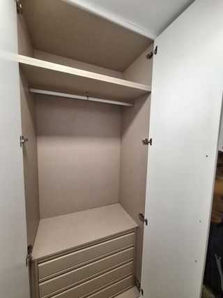 Montador de puertas y armario,cocina..