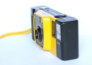 Hermes 202 Fotocamera rullino 35mm Funzionante