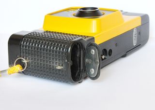 Hermes 202 Fotocamera rullino 35mm Funzionante