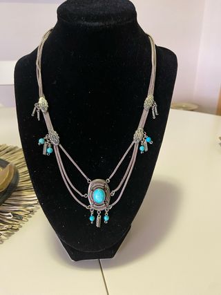 Collar antiguo de plata 800 y turquesas