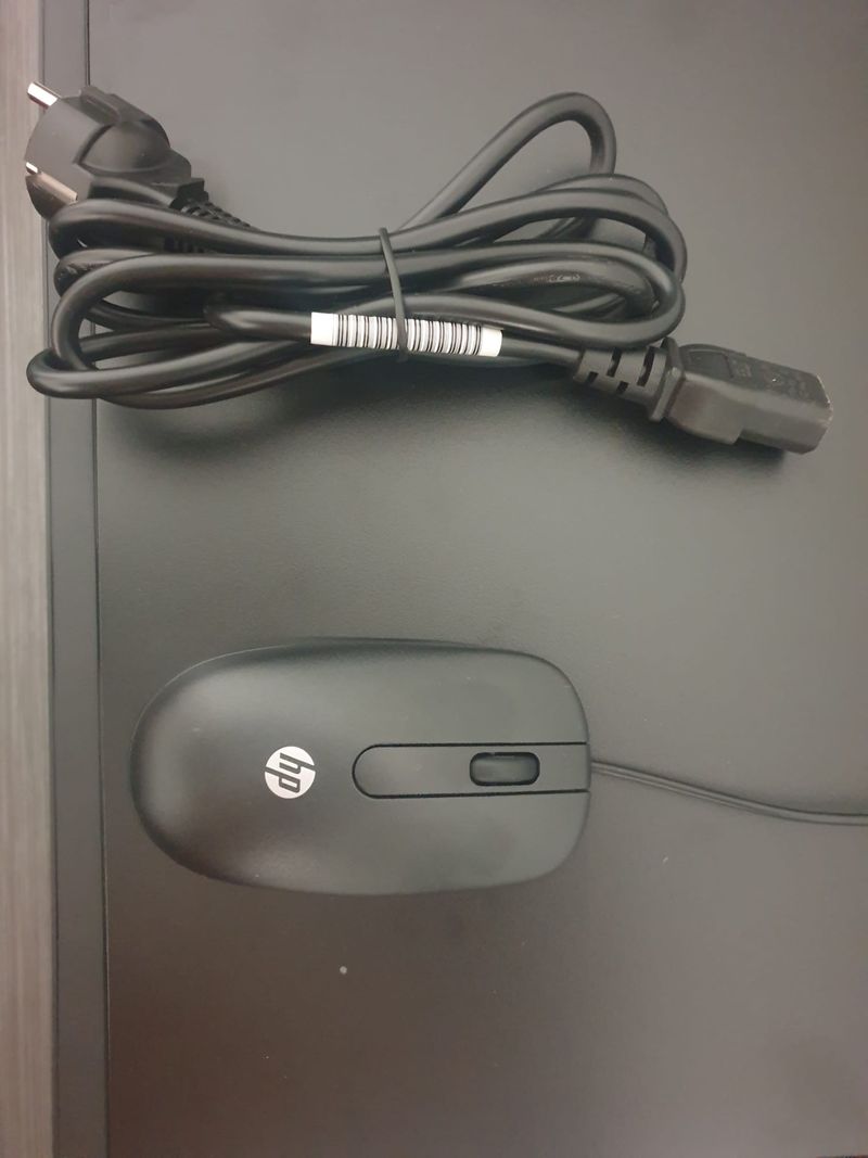 Ordenador sobremesa HP en caja original afbeelding 4
