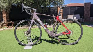 BICI ELÉCTRICA BH CORE