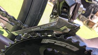 BICI ELÉCTRICA BH CORE