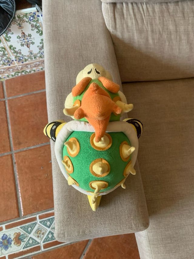 Peluche Bowser y Dry bowser