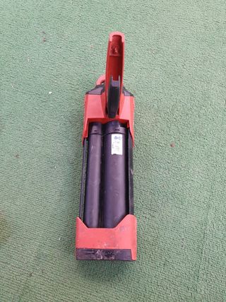 Pistola Hilti para taco químico