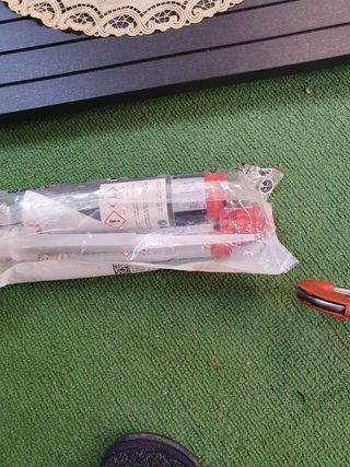 Pistola Hilti para taco químico