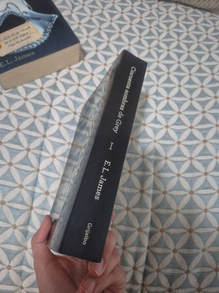 CINCUENTA SOMBRAS DE GREY