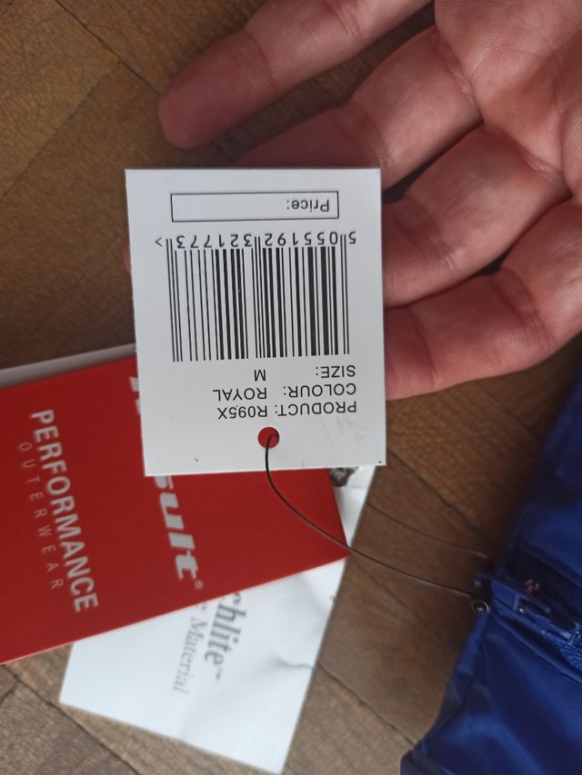 Impermeable, pantalones y parte superior