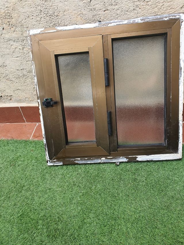 Ventana de aluminio