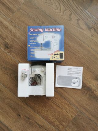Mini maquina de coser