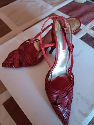 Zapatos negros de vestir,n/38.Sin estrenar.