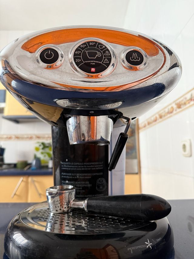 Cafetera illy capsulas
