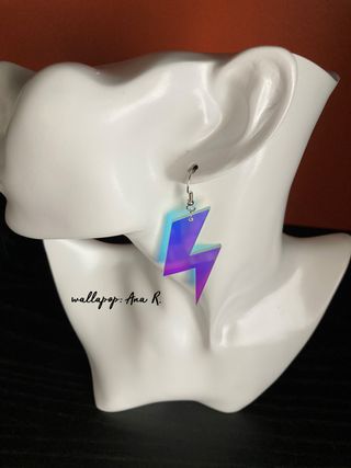 Pendientes de rayo efecto holografico rock star