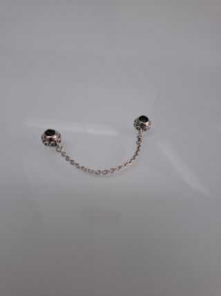 Pulsera pandora con cadena de seguridad 