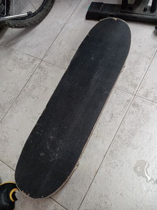 Lote skate, protecciones y casco
