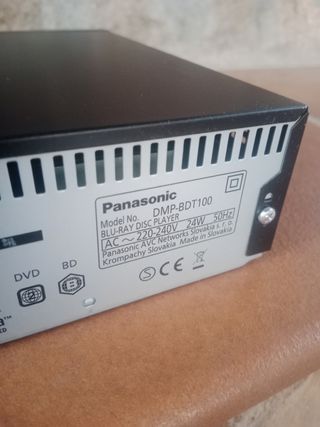 Reproductor Blu-ray Panasonic DMP-BDT100