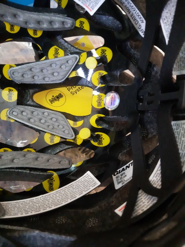 CASCO GIANT REV MIPS NUEVO