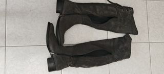 Stivali alti in camoscio Guess 40