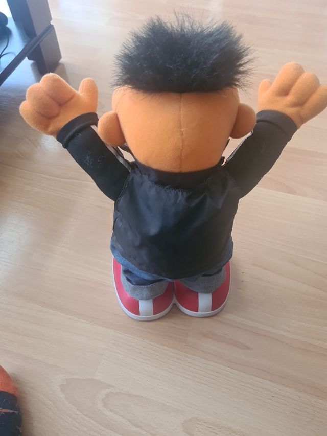 Muñeco Epi Baila Mattel