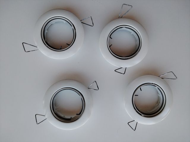 4 Enfeites para faróis