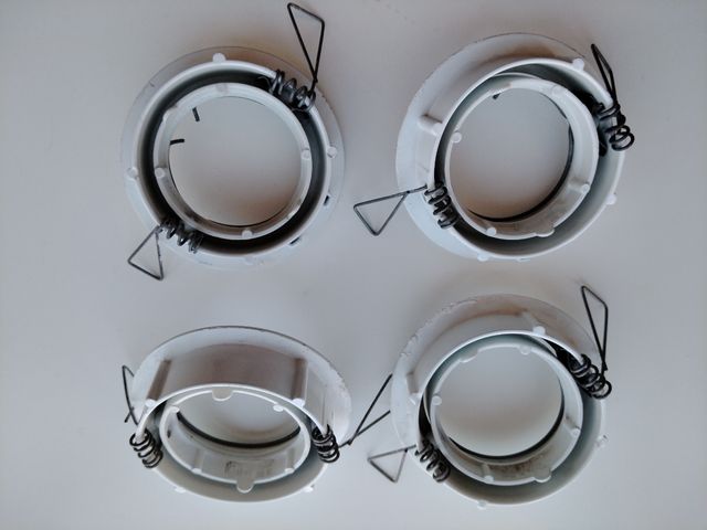 4 Enfeites para faróis