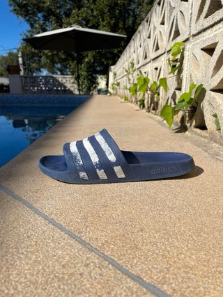 ADIDAS AQUA ADILETE IZQUIERDA